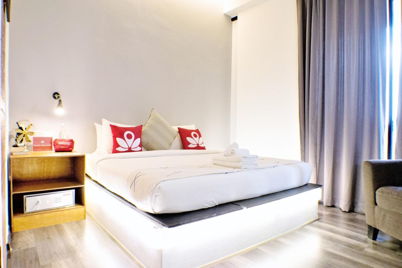Zen Rooms Eden Parade Tanjung Bungah  Extérieur photo